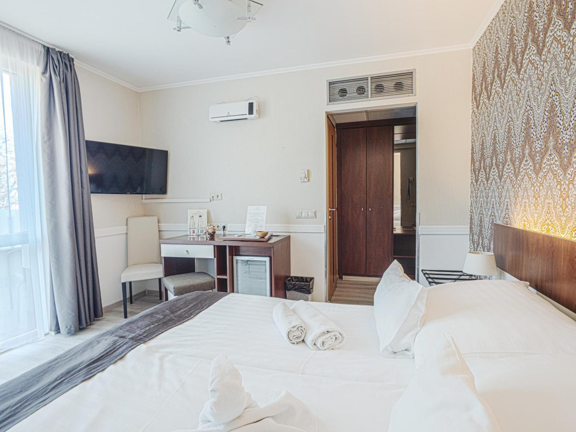 Holiday Beach Budapest Wellness Hotel With Sauna Park Exteriör bild