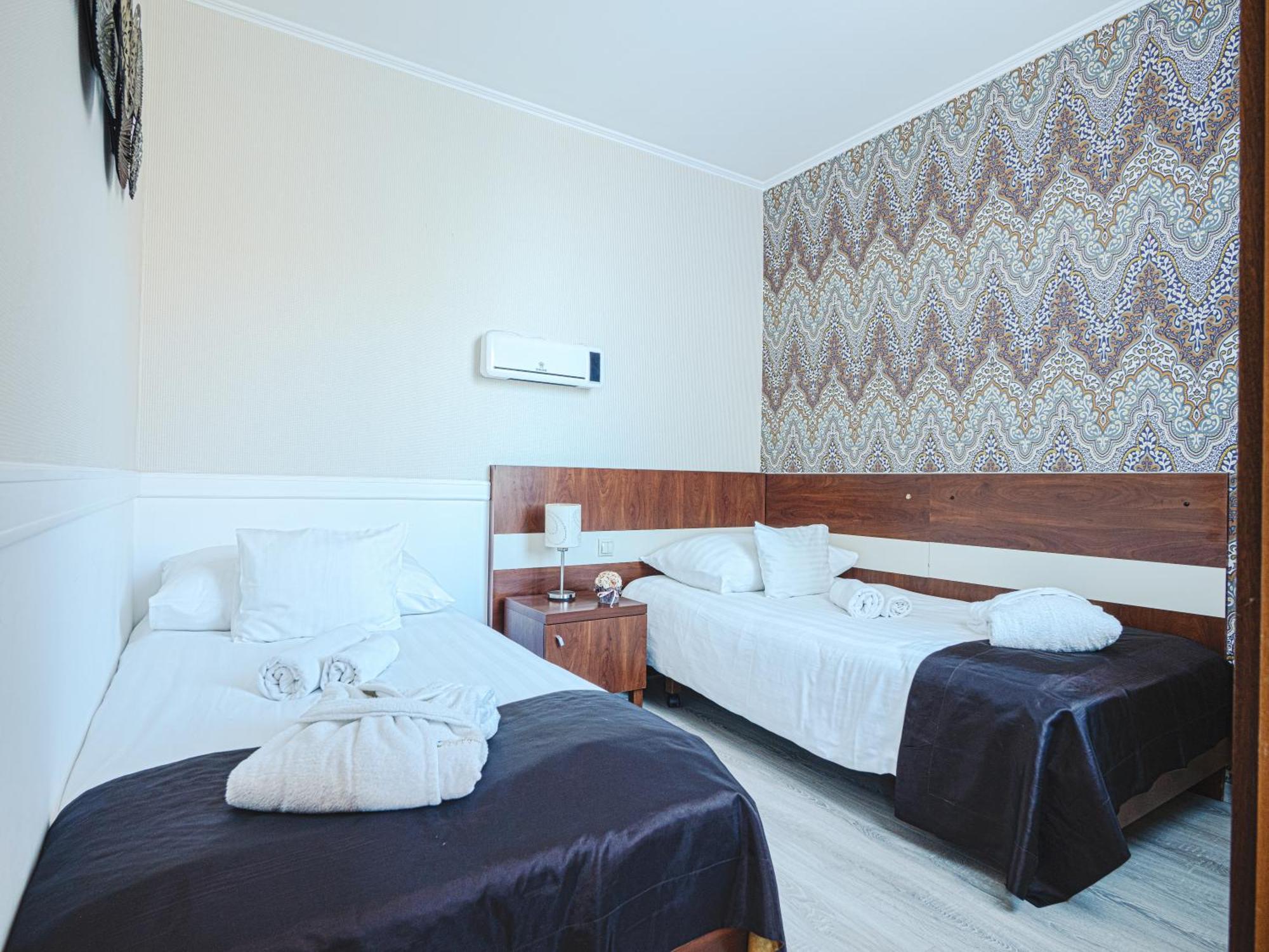 Holiday Beach Budapest Wellness Hotel With Sauna Park Exteriör bild