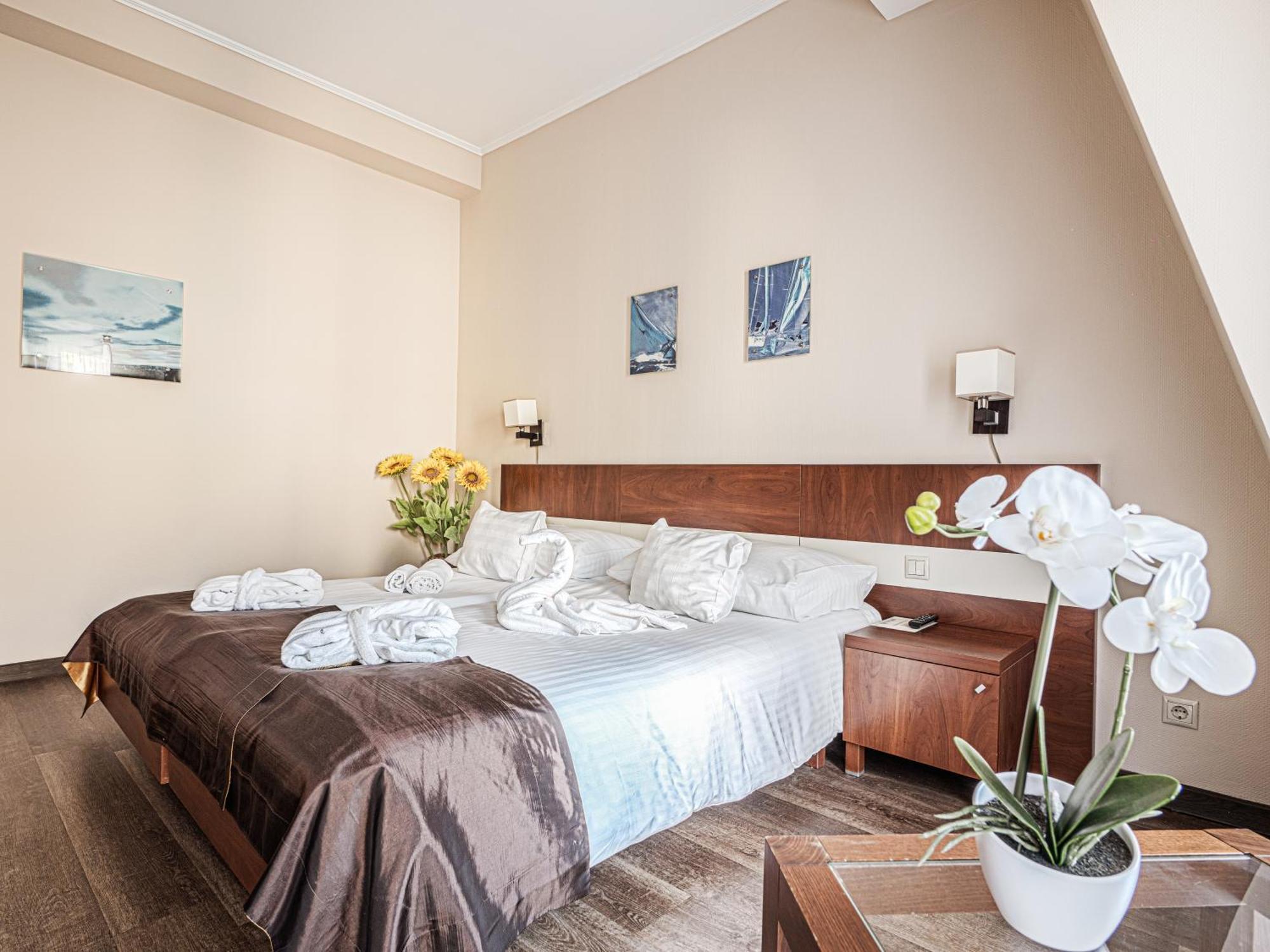 Holiday Beach Budapest Wellness Hotel With Sauna Park Exteriör bild