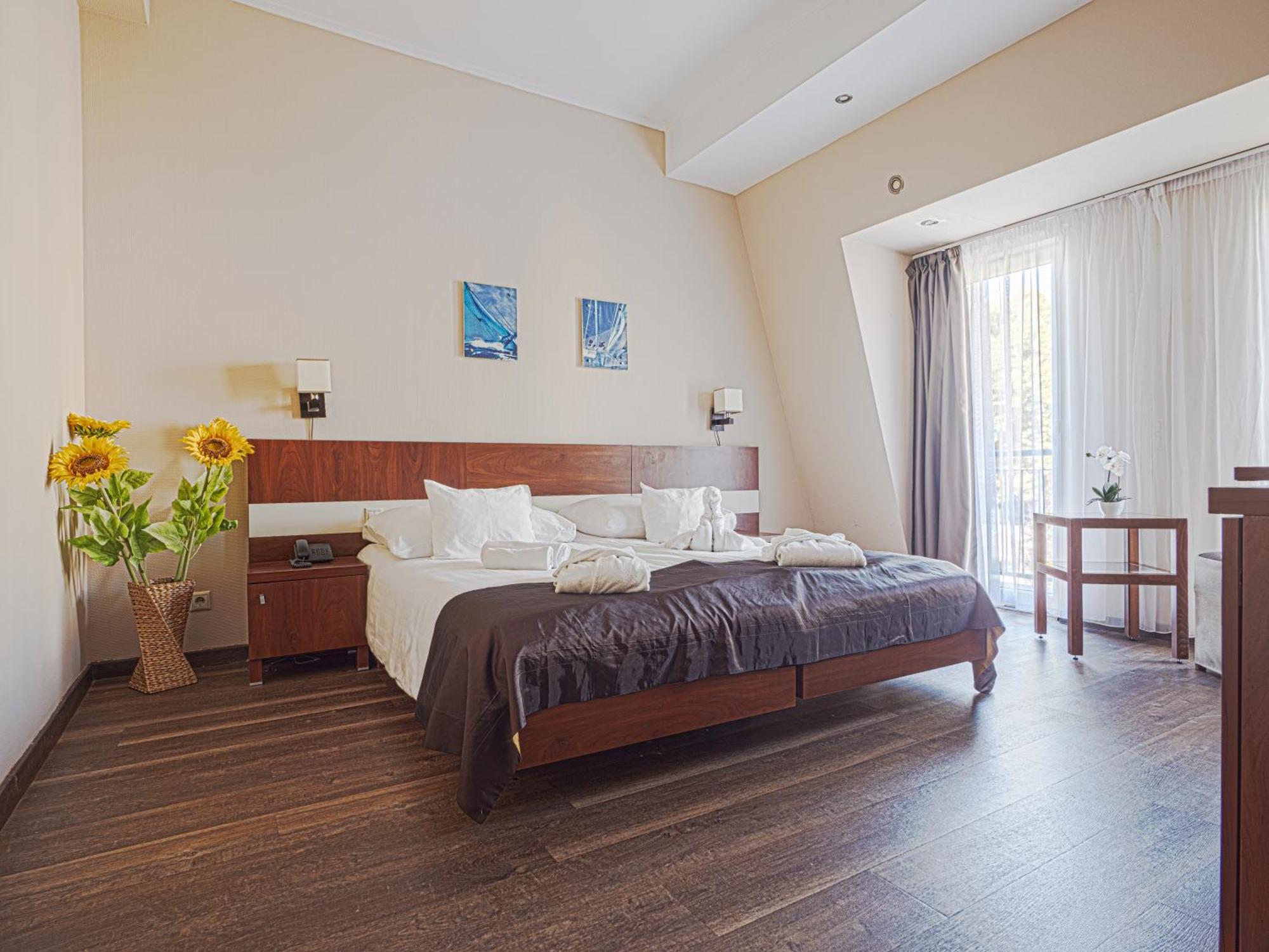 Holiday Beach Budapest Wellness Hotel With Sauna Park Exteriör bild