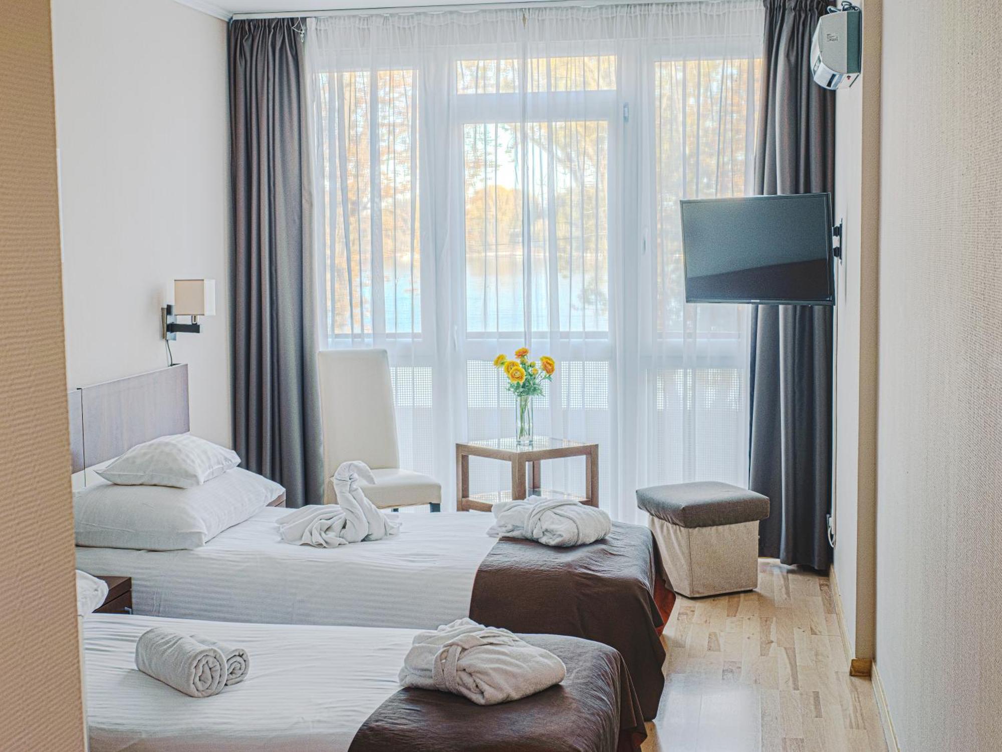 Holiday Beach Budapest Wellness Hotel With Sauna Park Exteriör bild